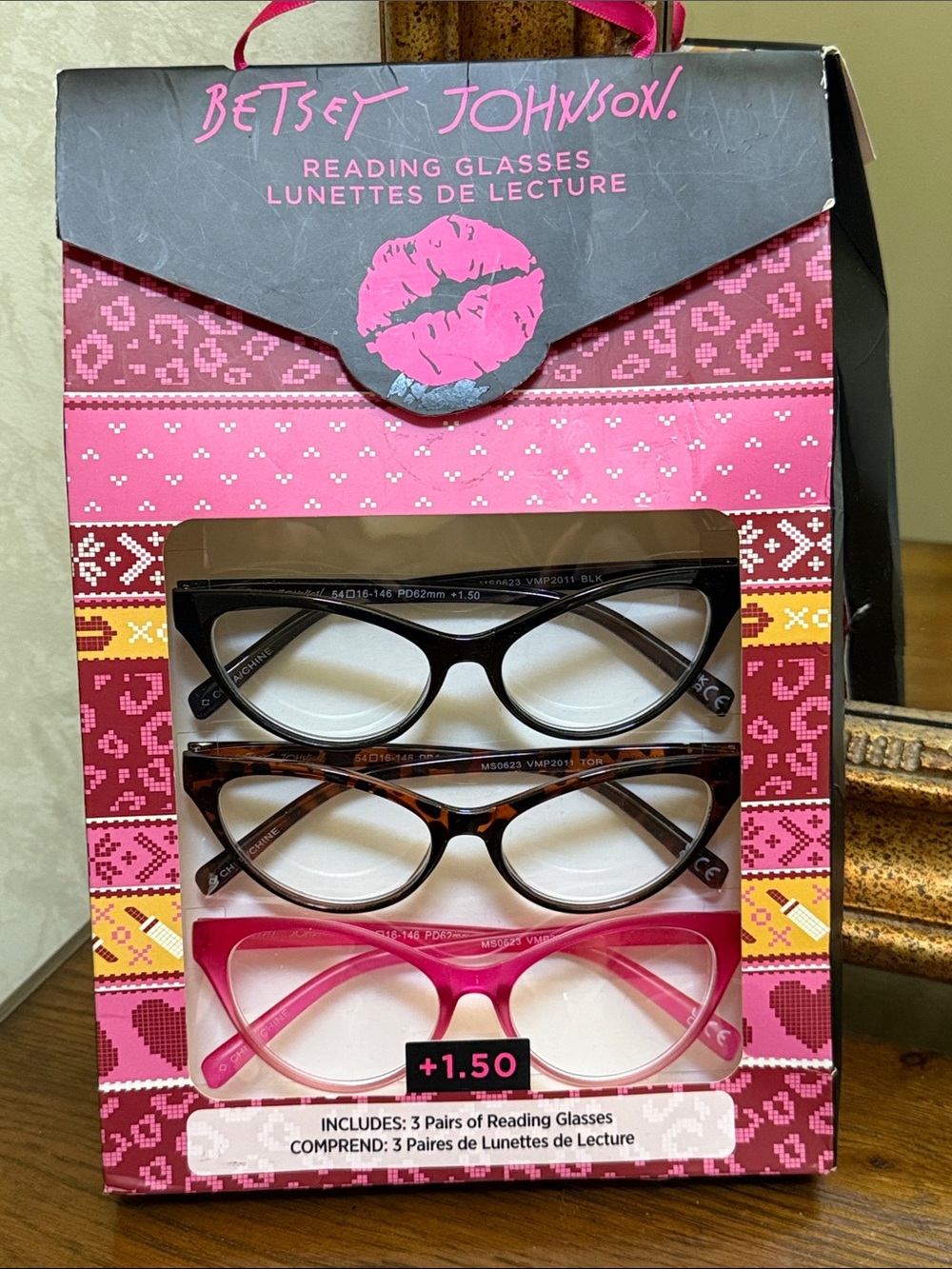 Betsey Johnson Black, Tortoise and Hot Pink Reading Glasses Trio. +1.50.